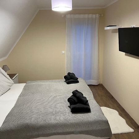 Gemuetliche Wohnung In Velden! Фельден-ам-Вёртер-Зе Экстерьер фото